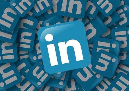 social media B2B lead nurturing