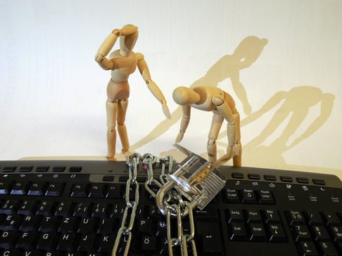 How Internal and External Threats are damaging organizations and Internal Vs. External Security Threats