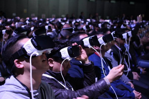 virtual reality technology - how does VR work