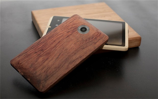 UK firm ADzero announces Bamboo Mobile Phone