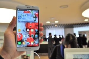LG's 5.5-inch 1080p Optimus G Pro is coming to North America